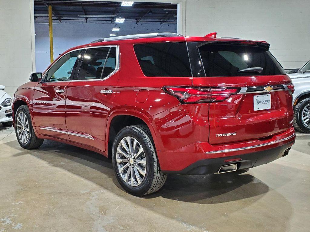 used 2023 Chevrolet Traverse car, priced at $33,498