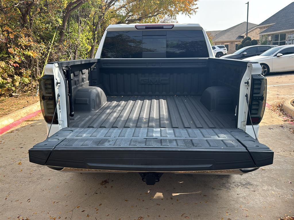 used 2022 GMC Sierra 1500 car, priced at $30,500