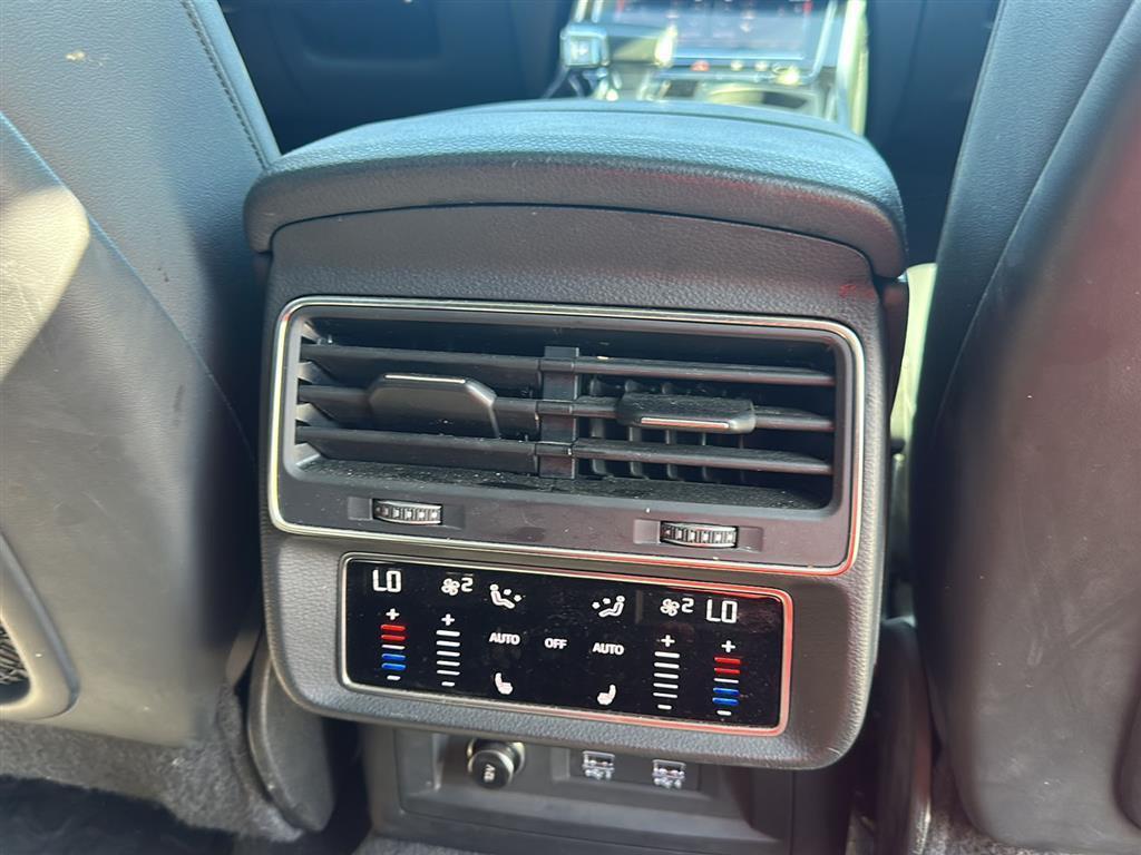 used 2020 Audi Q7 car, priced at $31,492