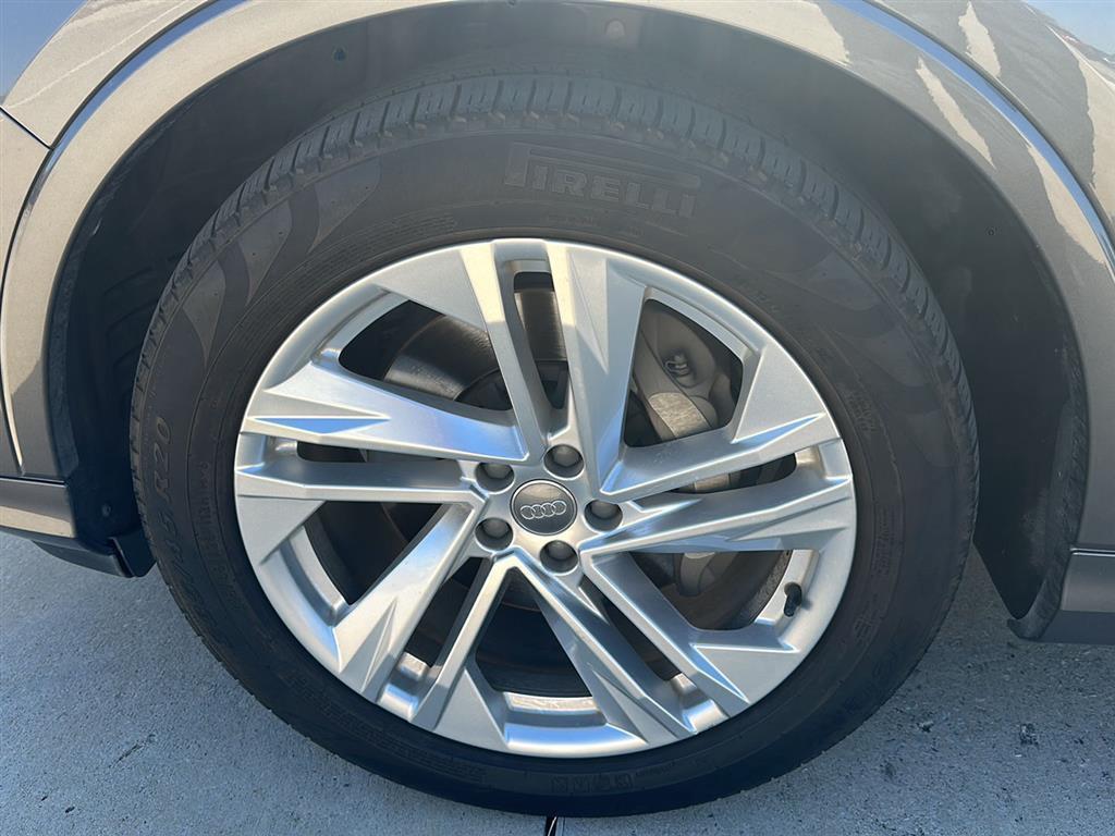 used 2020 Audi Q7 car, priced at $31,492