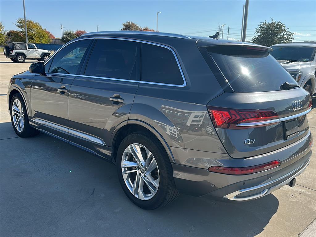 used 2020 Audi Q7 car, priced at $31,492