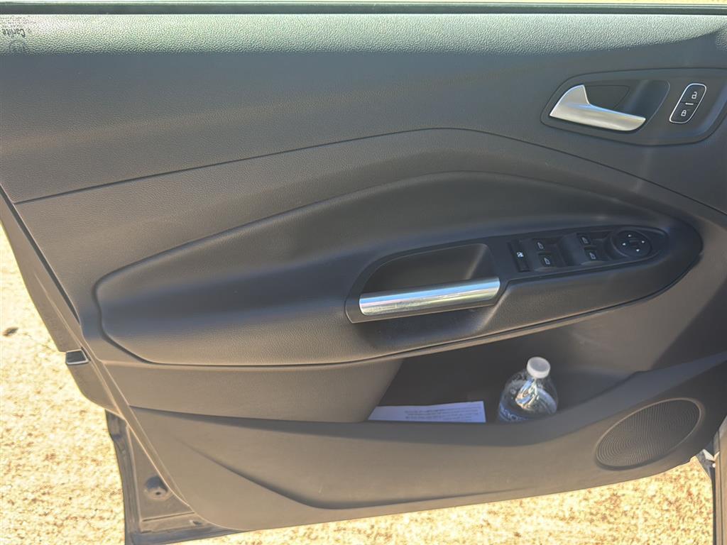 used 2018 Ford Escape car, priced at $10,980