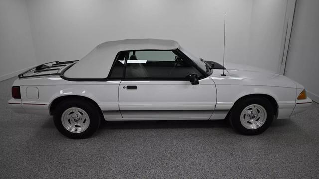 used 1992 Ford Mustang car, priced at $9,998