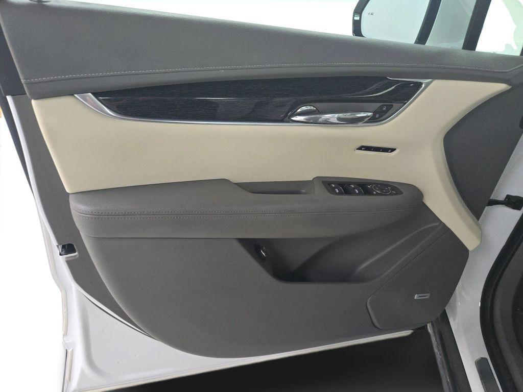 used 2021 Cadillac XT6 car, priced at $24,777