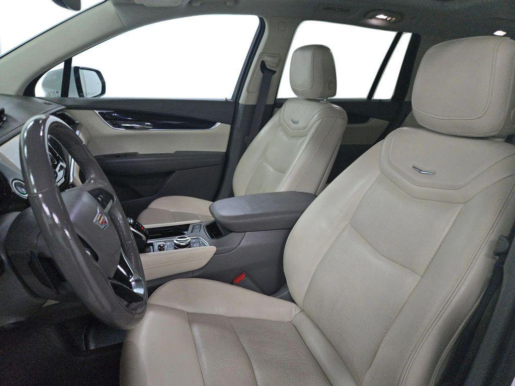 used 2021 Cadillac XT6 car, priced at $24,777