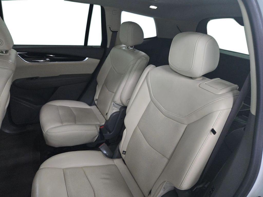 used 2021 Cadillac XT6 car, priced at $24,777