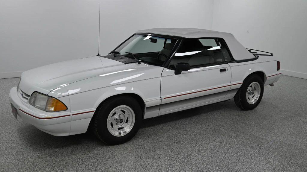 used 1992 Ford Mustang car, priced at $8,999
