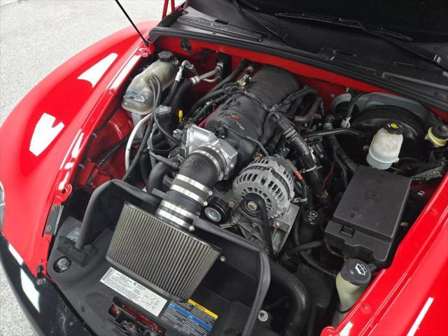 used 2005 Chevrolet SSR car, priced at $25,000