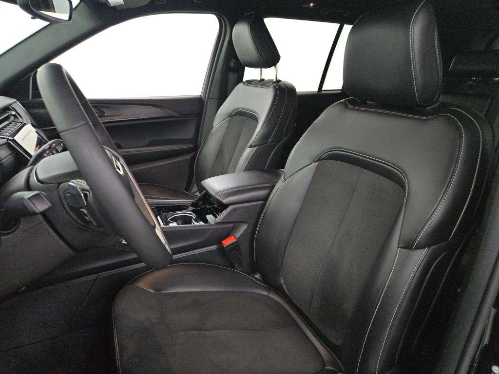 used 2023 Jeep Grand Cherokee car, priced at $34,777