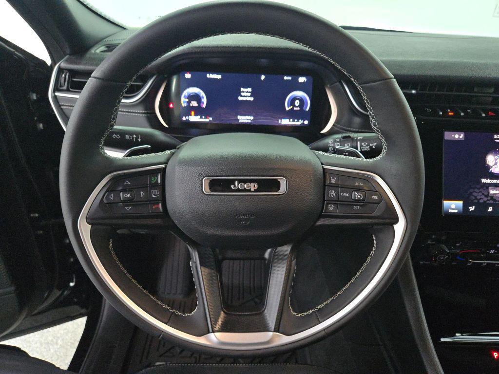 used 2023 Jeep Grand Cherokee car, priced at $34,777