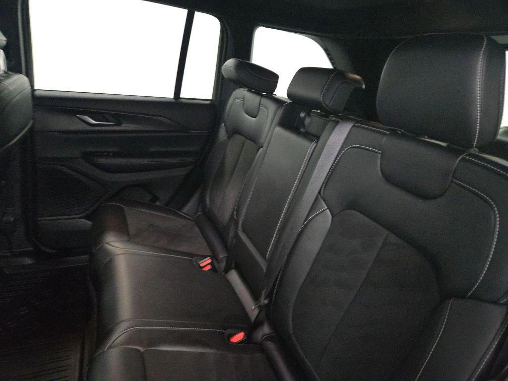 used 2023 Jeep Grand Cherokee car, priced at $34,777