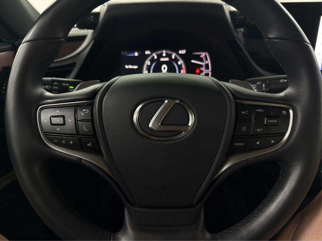 used 2025 Lexus ES 350 car, priced at $44,999