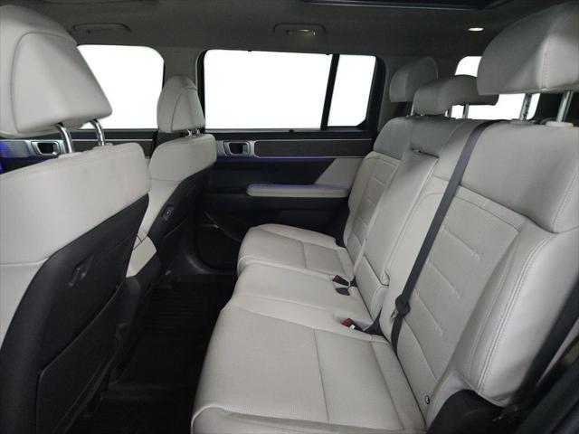 used 2024 Hyundai Santa Fe car, priced at $39,999