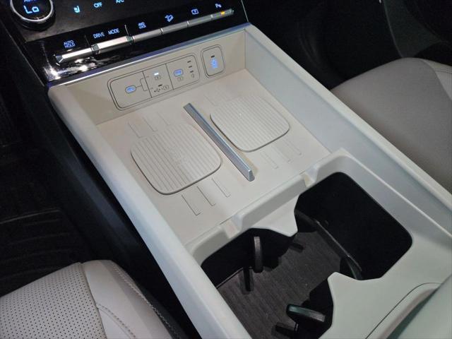 used 2024 Hyundai Santa Fe car, priced at $39,999