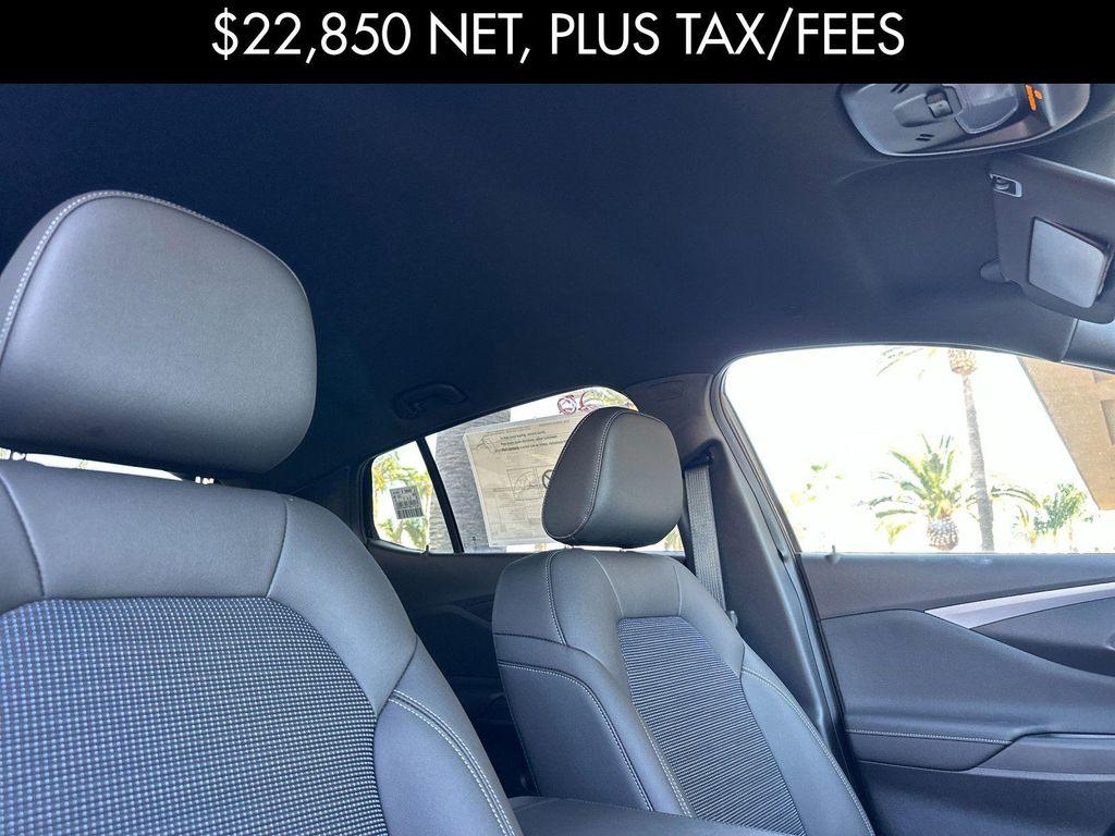 new 2025 Buick Envista car, priced at $23,100