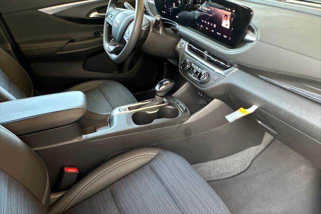 used 2025 Buick Envista car, priced at $24,420