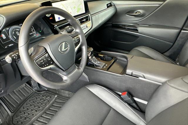 used 2025 Lexus ES 300h car, priced at $48,450