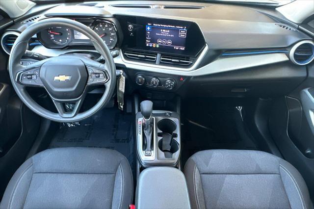 used 2024 Chevrolet Trax car, priced at $22,859