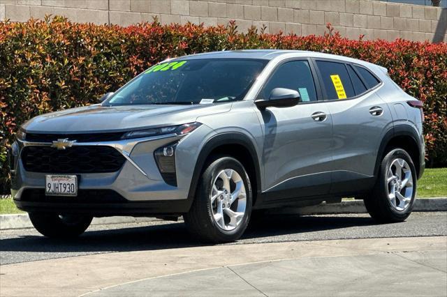 used 2024 Chevrolet Trax car, priced at $22,859