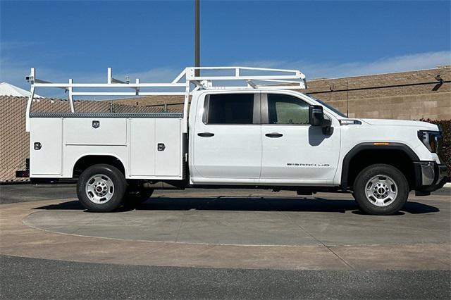 new 2024 GMC Sierra 2500 car, priced at $67,023