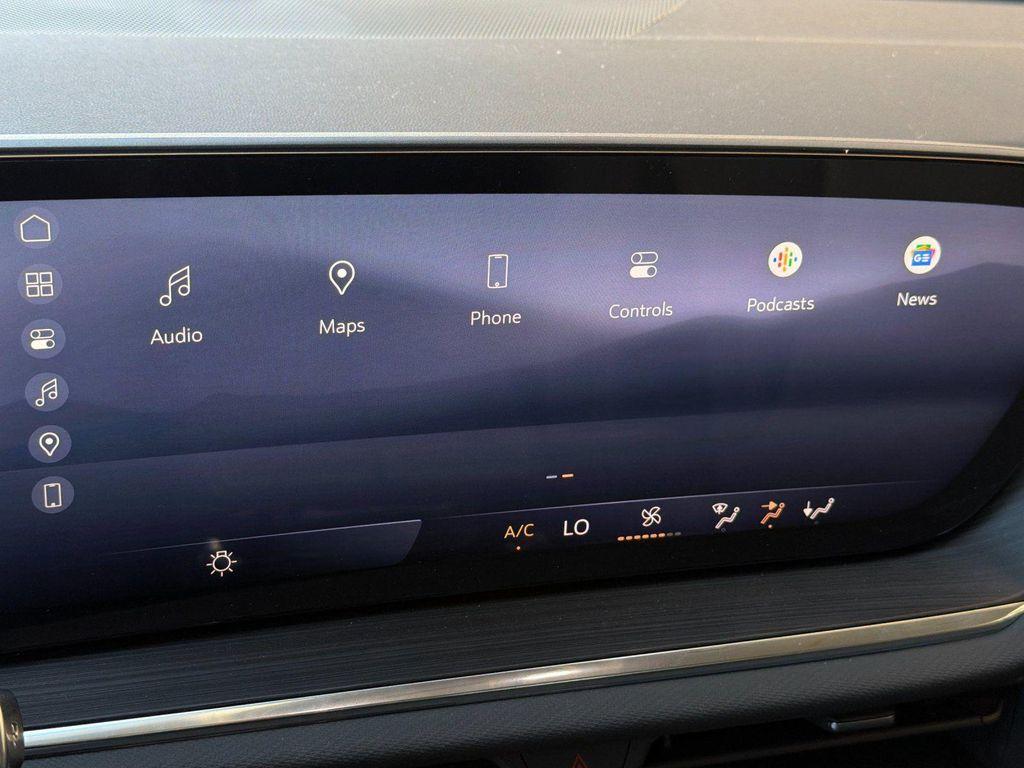 new 2025 Buick Envision car, priced at $36,677