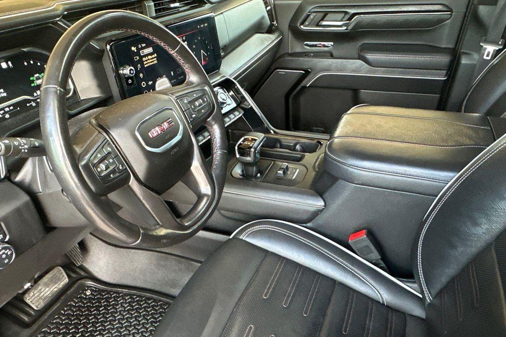 used 2023 GMC Sierra 1500 car, priced at $47,290
