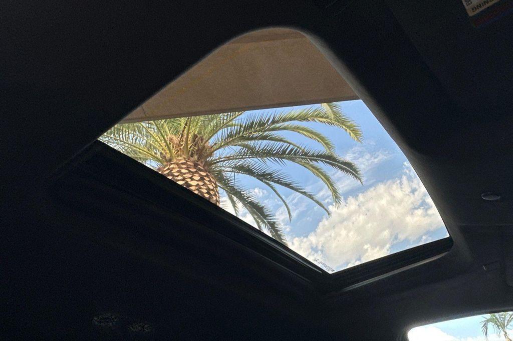 used 2023 GMC Sierra 1500 car, priced at $47,290