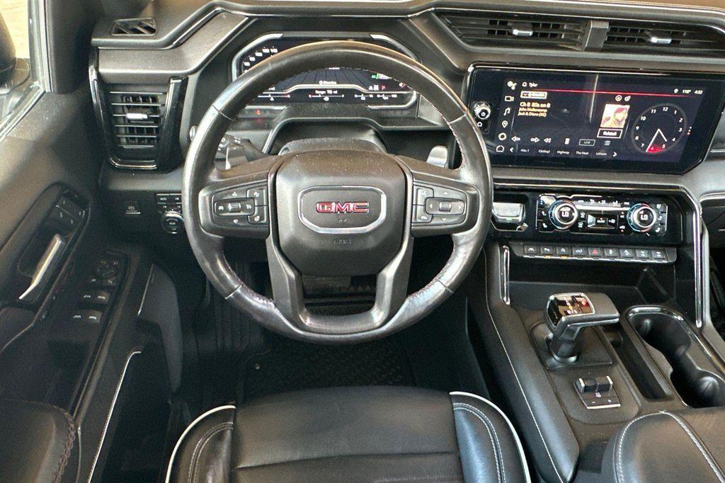 used 2023 GMC Sierra 1500 car, priced at $47,290