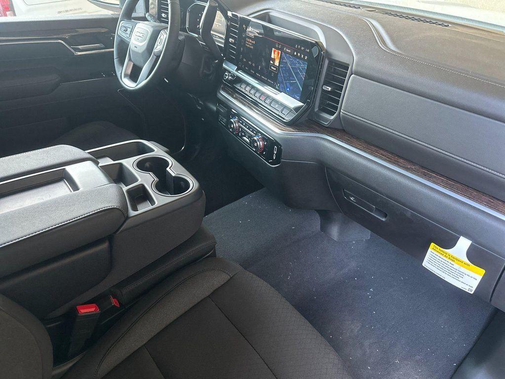 new 2025 GMC Sierra 2500 car, priced at $70,461