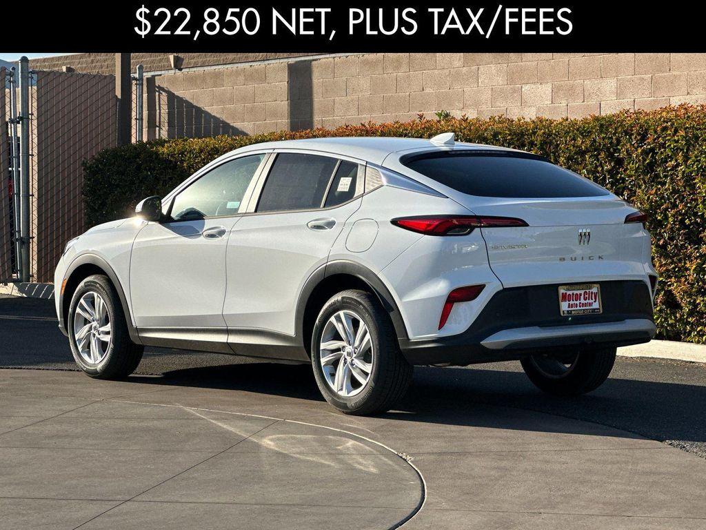 new 2025 Buick Envista car, priced at $23,100
