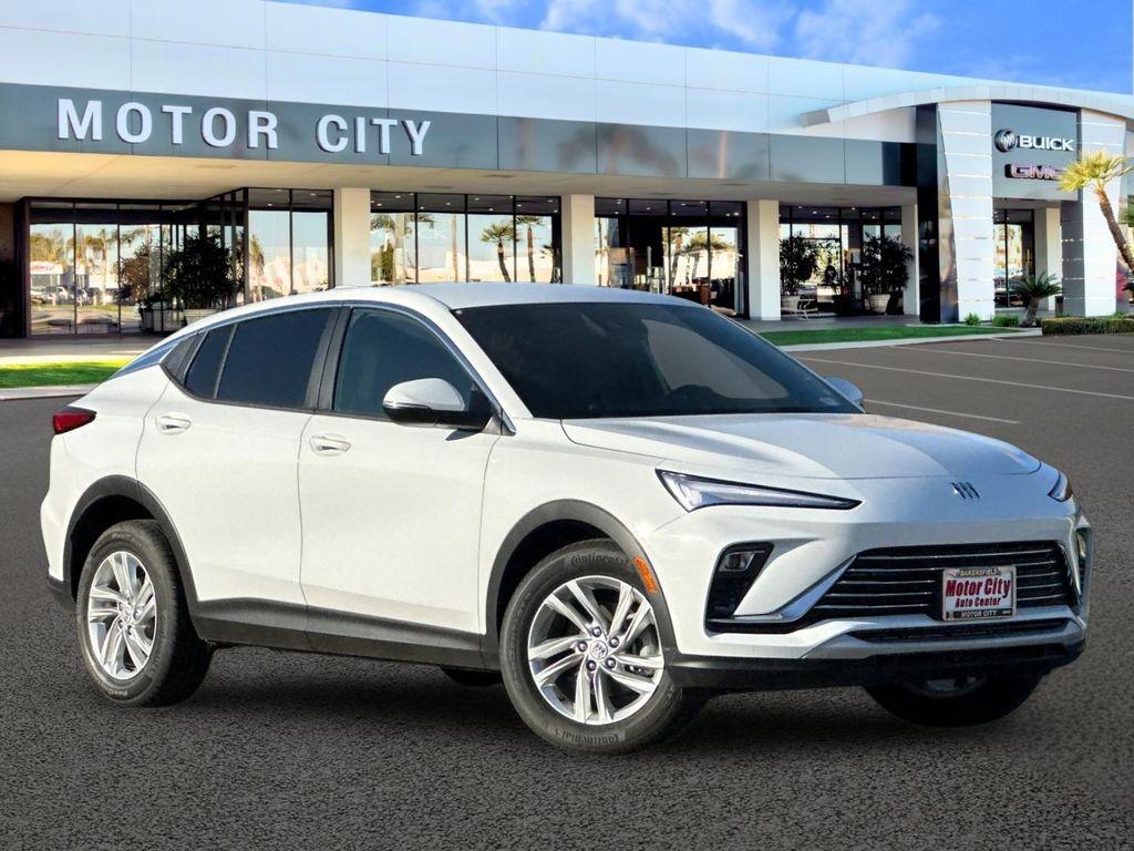 new 2025 Buick Envista car, priced at $22,600