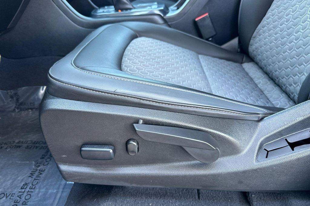 used 2022 Chevrolet Colorado car, priced at $31,990