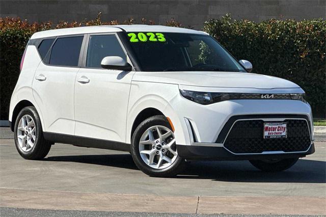 used 2023 Kia Soul car, priced at $17,890