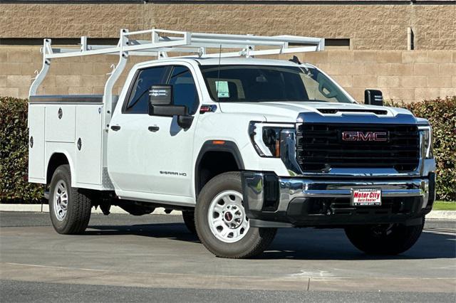 new 2024 GMC Sierra 3500 car, priced at $74,883