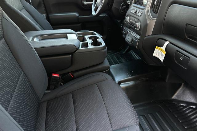 new 2024 GMC Sierra 2500 car, priced at $51,705