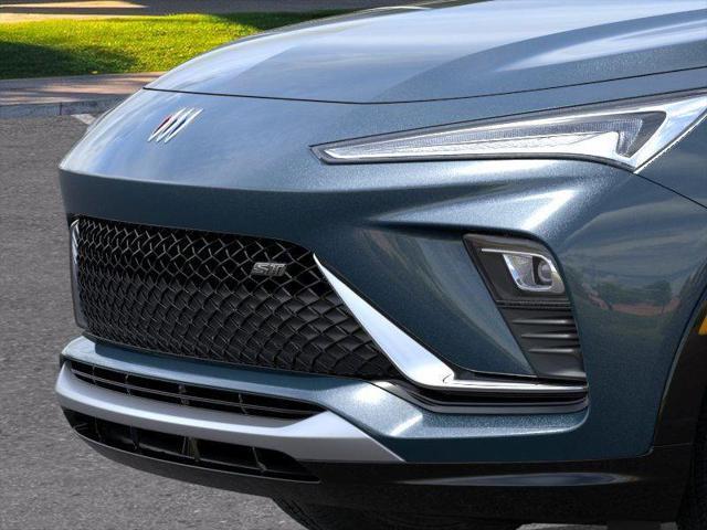 new 2025 Buick Envista car, priced at $27,985