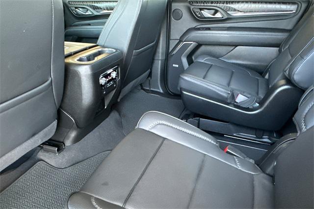 used 2024 GMC Yukon XL car, priced at $75,899