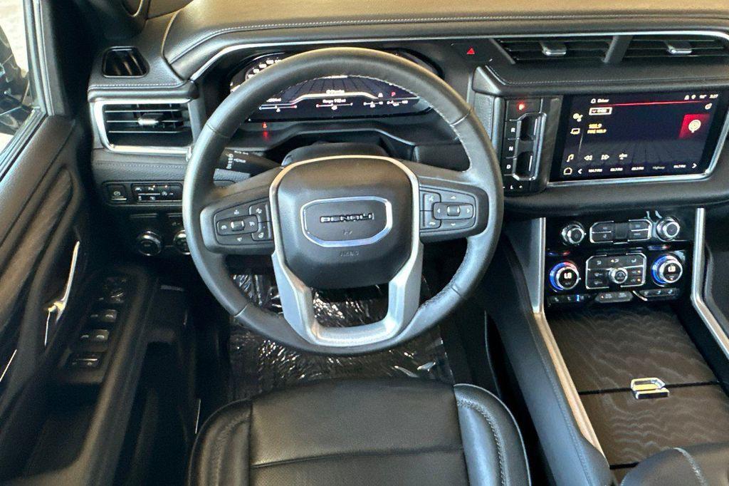 used 2024 GMC Yukon XL car, priced at $69,295