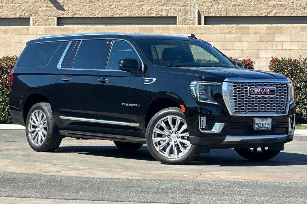 used 2024 GMC Yukon XL car, priced at $69,295