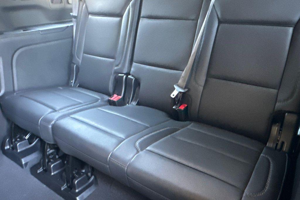 used 2024 GMC Yukon XL car, priced at $69,295