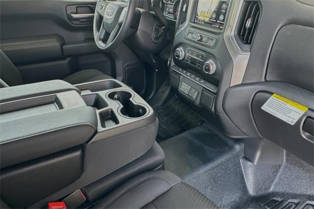 new 2024 GMC Sierra 1500 car, priced at $51,955