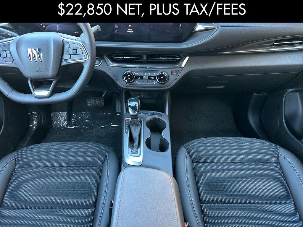 new 2025 Buick Envista car, priced at $23,100