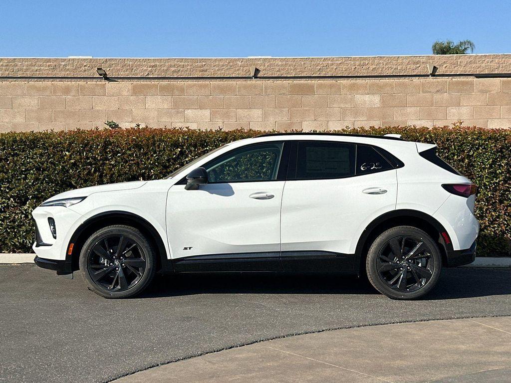 new 2025 Buick Envision car, priced at $40,250