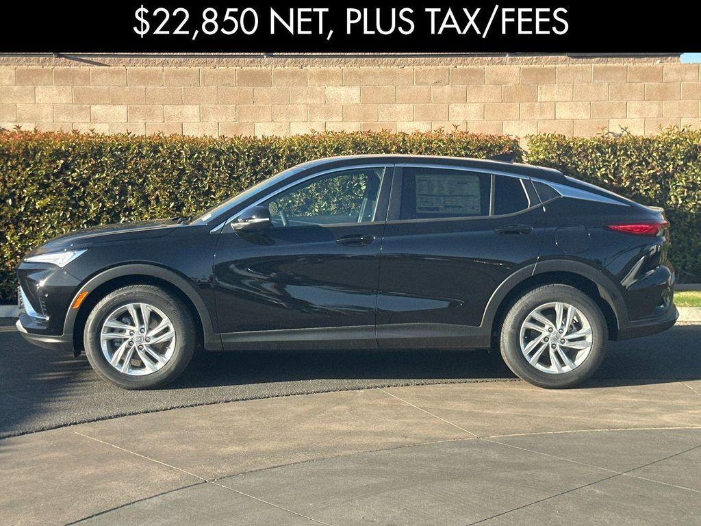new 2025 Buick Envista car, priced at $23,100