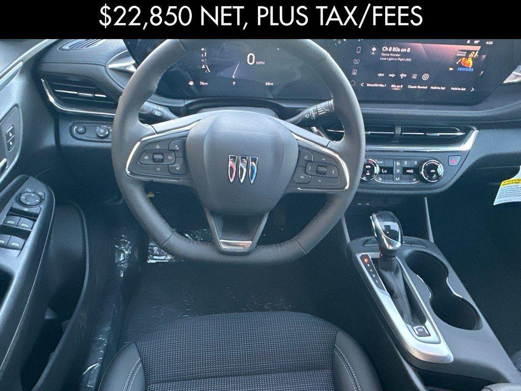 new 2025 Buick Envista car, priced at $23,100