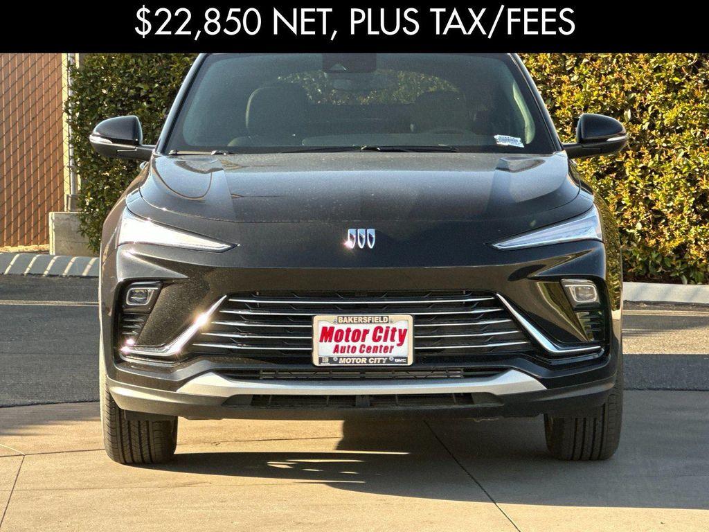 new 2025 Buick Envista car, priced at $23,100