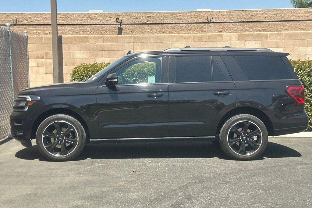 used 2023 Ford Expedition car, priced at $58,993