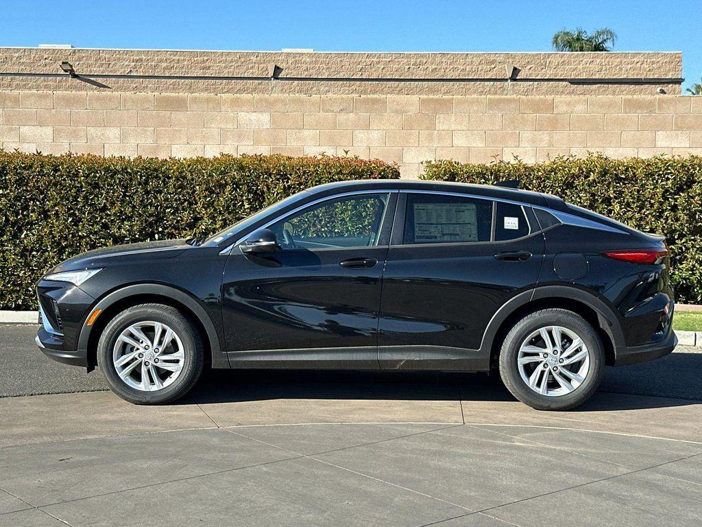 new 2025 Buick Envista car, priced at $25,958