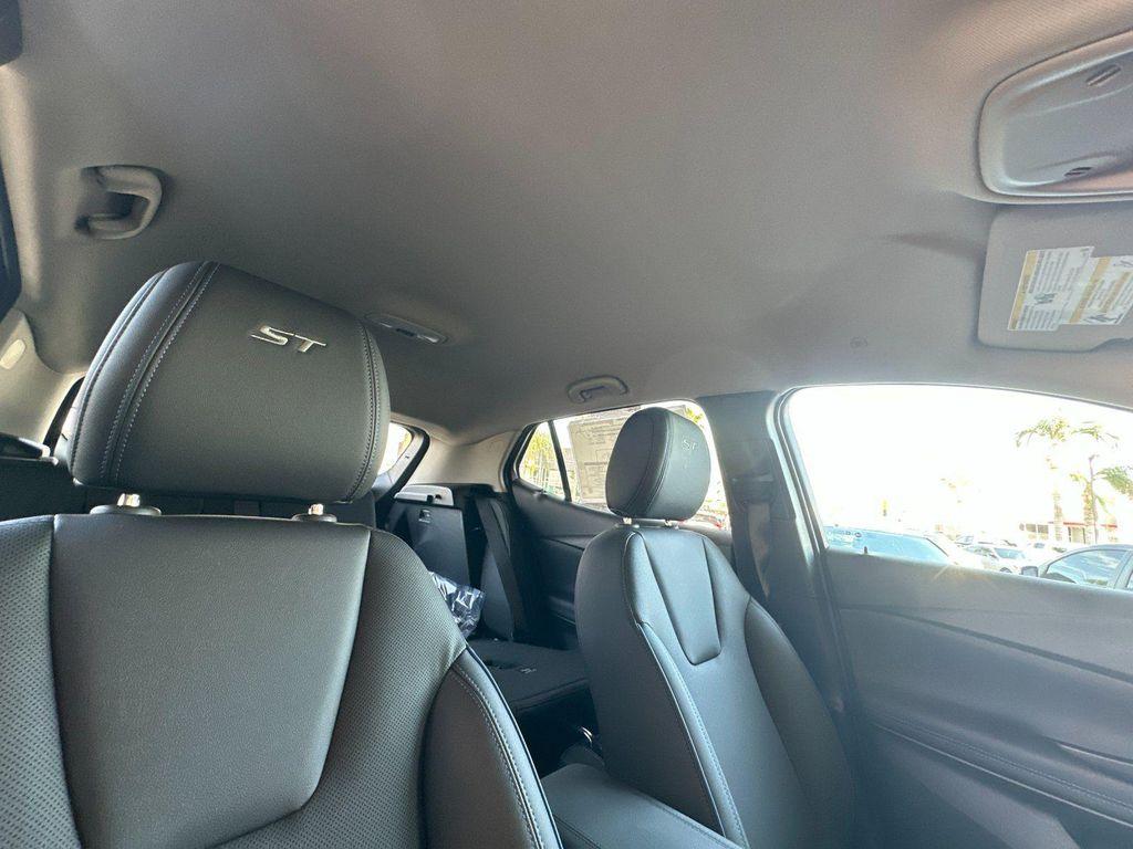 new 2025 Buick Encore GX car, priced at $28,564
