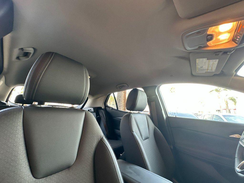 new 2025 Buick Encore GX car, priced at $27,152